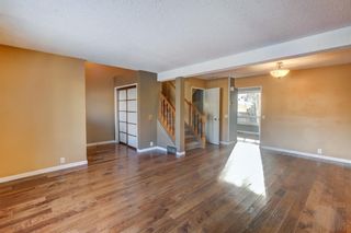 Photo 4: 123 Silverstone Road NW in Calgary: Silver Springs Detached for sale : MLS®# A1175780