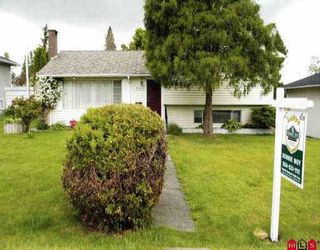 Photo 1: 9781 128A ST in Surrey: Cedar Hills House for sale in "CEDAR HILLS" (North Surrey)  : MLS®# F2610982