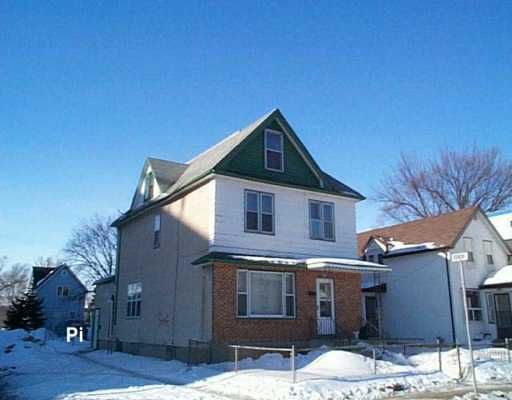 Main Photo:  in WINNIPEG: North End Duplex for sale (North West Winnipeg)  : MLS®# 2603527