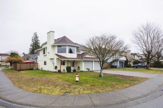 Photo 3: 12370 188A Street in Pitt Meadows: Central Meadows House for sale : MLS®# R2865245