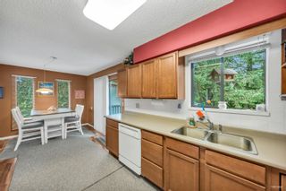 Photo 10: 3213 SALT SPRING Avenue in Coquitlam: New Horizons House for sale in "NEW HORIZONS" : MLS®# R2727653