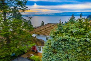Photo 34: 1285 EVERALL Street: White Rock House for sale (South Surrey White Rock)  : MLS®# R2535467