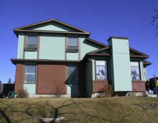 Main Photo:  in CALGARY: Deer Ridge Residential Attached for sale (Calgary)  : MLS®# C3159990