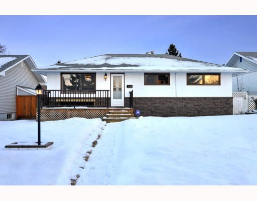 Main Photo: 3128 44 Street SW in CALGARY: Glenbrook Residential Detached Single Family for sale (Calgary)  : MLS®# C3408446