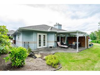 Photo 2: 44 8889 212 Street in Langley: Walnut Grove Townhouse for sale in "Garden Terrace" : MLS®# R2282624