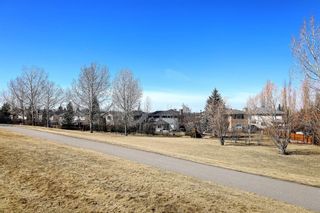 Photo 6: 319 Mt Sparrowhawk Place SE in Calgary: McKenzie Lake Detached for sale : MLS®# A1218013