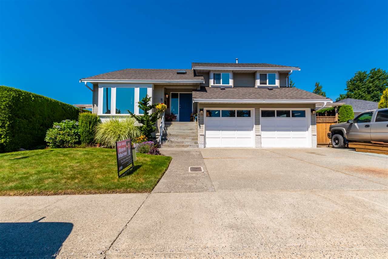 Main Photo: 45417 CARRIAGE Way in Chilliwack: Sardis West Vedder Rd House for sale in "WELLS LANDING" (Sardis)  : MLS®# R2481888