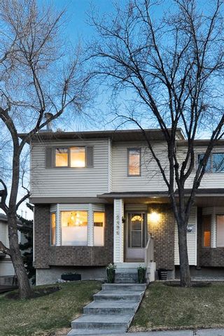 Photo 1: 5496 Patina Drive SW in Calgary: Patterson Row/Townhouse for sale : MLS®# A1215745