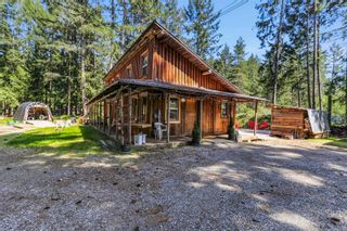 Photo 2: 2900 Riverbend Rd in Nanaimo: Na Extension House for sale : MLS®# 936865