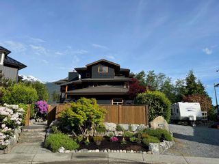 Photo 31: 1011 PANORAMA Place in Squamish: Hospital Hill House for sale in "Smoke Bluffs" : MLS®# R2795750