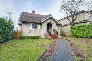 Photo 1: 3505 E 22ND Avenue in Vancouver: Renfrew Heights House for sale (Vancouver East)  : MLS®# R2238061