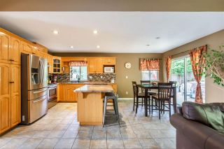 Photo 5: 35624 DINA Place in Abbotsford: Abbotsford East House for sale : MLS®# R2410757