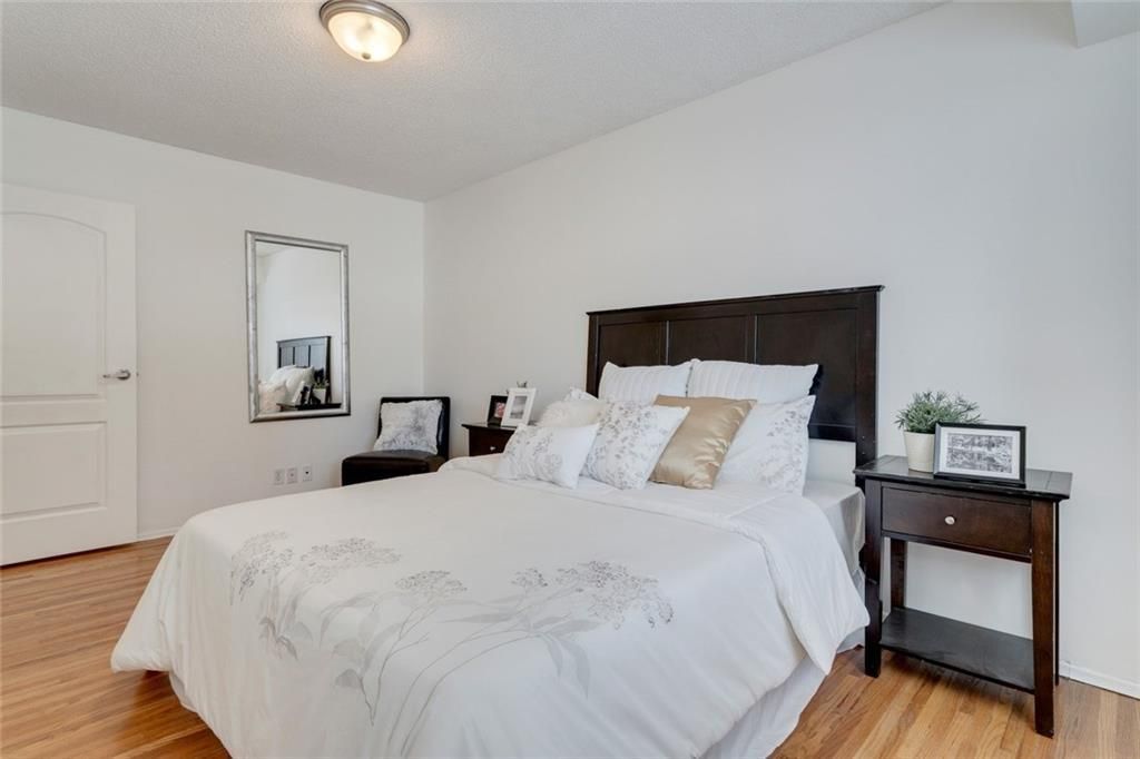 Photo 21: Photos: 936 TRAFFORD Drive NW in Calgary: Thorncliffe Detached for sale : MLS®# C4219404