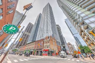 Photo 3: 5506 1 Yorkville Avenue in Toronto: Annex Condo for sale (Toronto C02)  : MLS®# C8250696