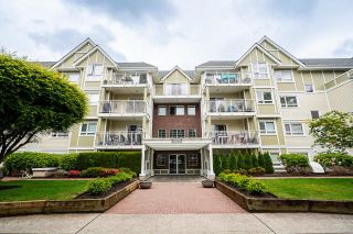 Main Photo: 103 20189 54TH Avenue in Langley: Langley City Condo for sale in "Catalina Gardens" : MLS®# R2889042