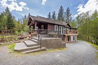 Photo 4: 37301 BATT Road in Abbotsford: Sumas Mountain House for sale : MLS®# R2688594