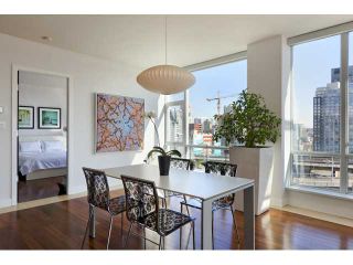 Photo 3: 1004 1455 HOWE Street in Vancouver: Yaletown Condo for sale in "POMARIA" (Vancouver West)  : MLS®# V939009