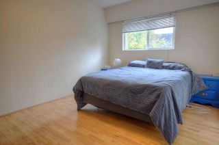 Photo 5: 1069 E 29TH Avenue in Vancouver: Fraser VE House for sale (Vancouver East)  : MLS®# R2320084