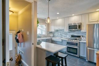 Photo 10: 3631 Logan Crescent SW in Calgary: Lakeview Detached for sale : MLS®# A1233274