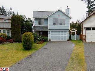 Photo 1: 9018 155A Street in Surrey: Fleetwood Tynehead House for sale in "Berkshire Park" : MLS®# F1106800