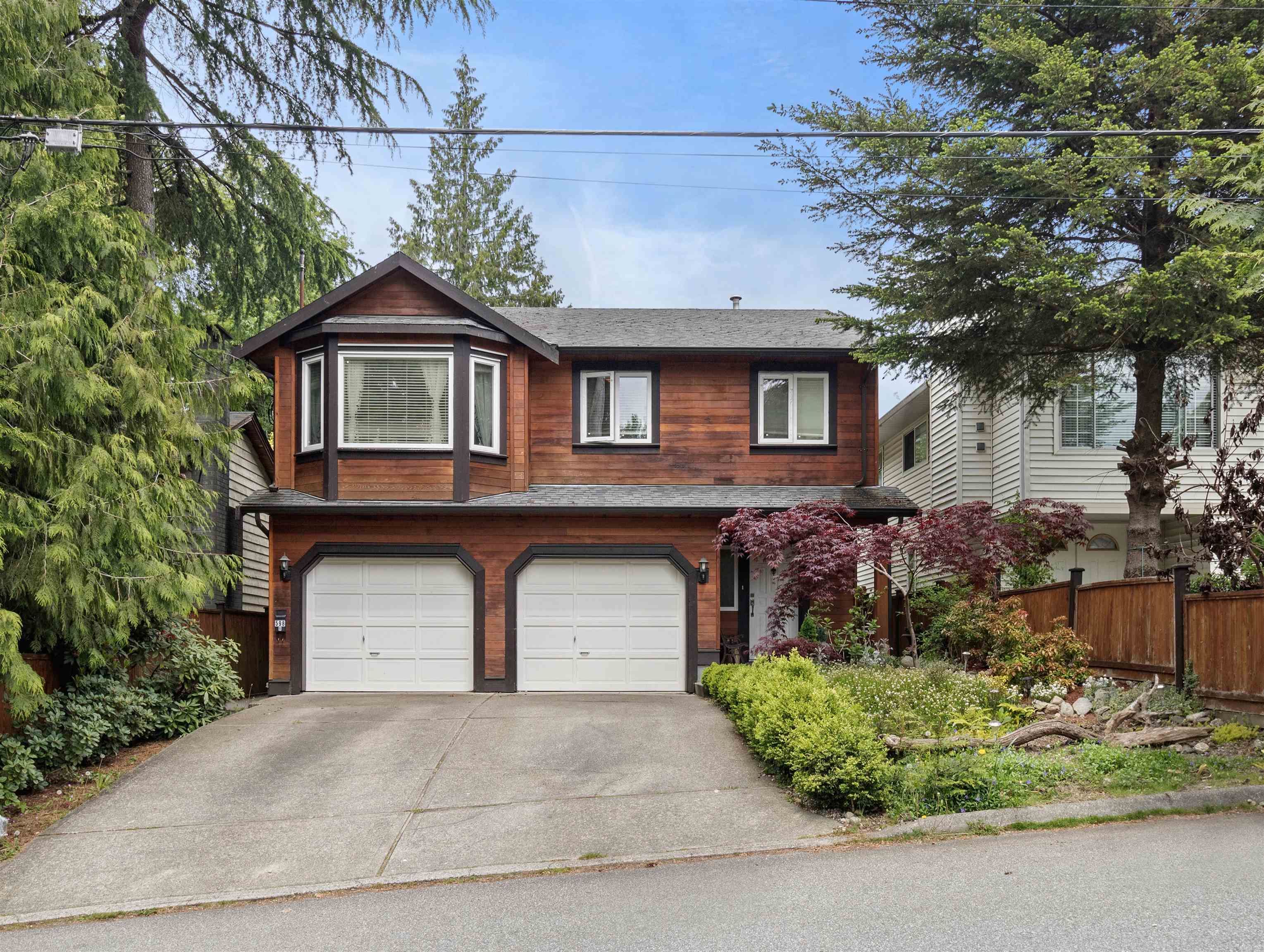 Main Photo: 598 W 29TH Street in North Vancouver: Upper Lonsdale House for sale : MLS®# R2770142