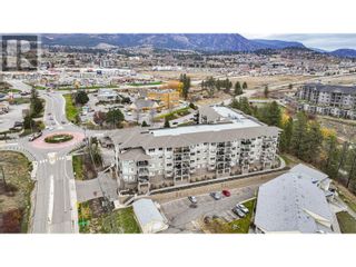Photo 2: 2301 Carrington Road Unit# 423 Westbank Centre: Okanagan Shuswap Real Estate Listing: MLS®# 10301924