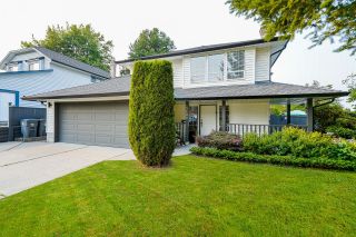 Photo 1: 15489 92A Avenue in Surrey: Fleetwood Tynehead House for sale : MLS®# R2611690