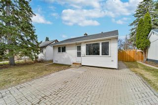 Main Photo: 488 Woodlands Crescent in Winnipeg: Westwood Residential for sale (5G)  : MLS®# 202408717
