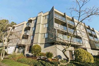 Photo 1: 306 212 FORBES Avenue in North Vancouver: Lower Lonsdale Condo for sale in "Forbes Manor" : MLS®# R2226892