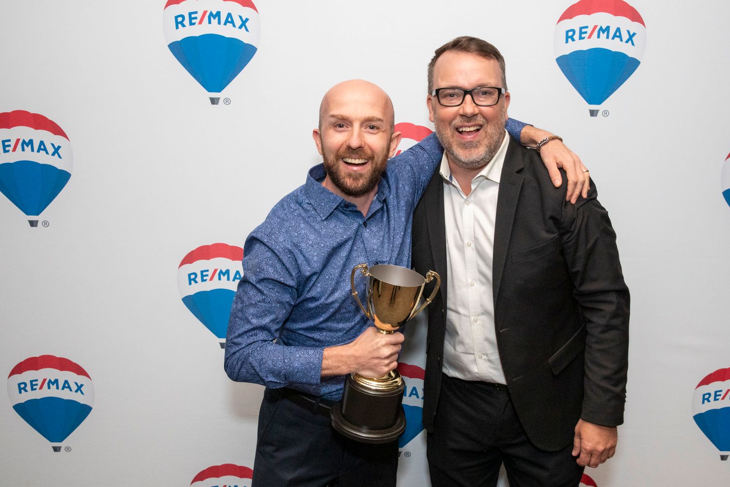Remax Realtor Vancouver Matt Henry accepting awardting