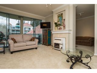 Photo 3: 208 1765 MARTIN Drive in Surrey: Sunnyside Park Surrey Condo for sale in "SOUTHWYND" (South Surrey White Rock)  : MLS®# R2123199