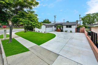 Photo 4: 3001 Fernheath Lane in Costa Mesa: Residential for sale (C3 - South Coast Metro)  : MLS®# OC23086705