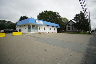 Photo 4: 190 Water Street in Shelburne: 407-Shelburne County Commercial  (South Shore)  : MLS®# 202319832