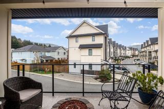 Photo 13: 2818 Turnstyle Cres in Langford: La Langford Lake Row/Townhouse for sale : MLS®# 954693