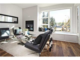 Photo 2: 1 4733 17 Avenue NW in Calgary: Montgomery Townhouse for sale : MLS®# C3636624