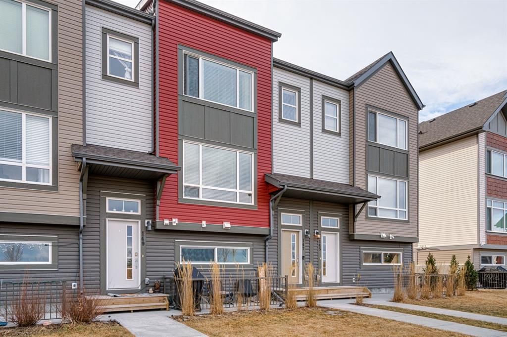 Main Photo: 147 Copperstone Park SE in Calgary: Copperfield Row/Townhouse for sale : MLS®# A1181174