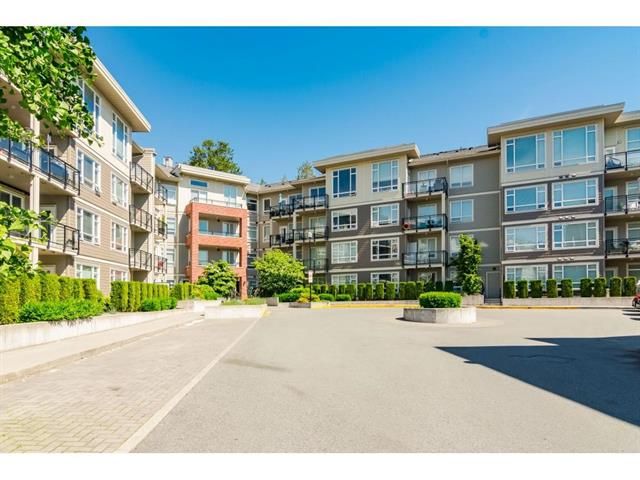 Main Photo: C211 20211 66 Avenue in Langley: Willoughby Heights Condo for sale : MLS®# R2502252