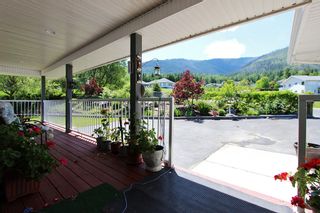 Photo 7: 2185 Country Woods Road in Sorrento: House for sale : MLS®# 10111584