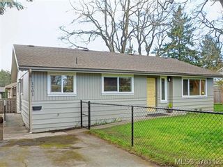 Photo 1: 1701 Jefferson Ave in VICTORIA: SE Gordon Head Half Duplex for sale (Saanich East)  : MLS®# 755004