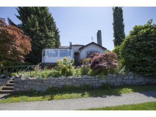 Photo 4: 4216 W 8TH Avenue in Vancouver: Point Grey House for sale in "POINT GREY" (Vancouver West)  : MLS®# V1125944