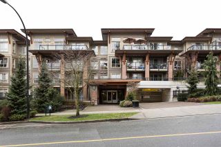 Photo 1: 122 1633 MACKAY Avenue in North Vancouver: Pemberton NV Condo for sale in "TOUCHSTONE" : MLS®# R2033253