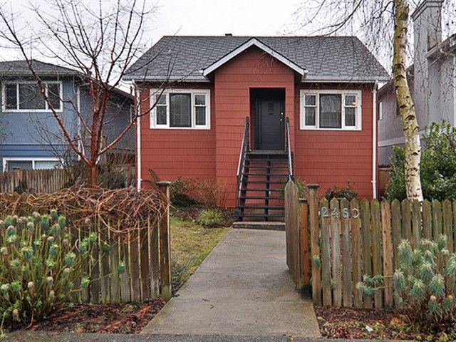 Main Photo: 2460 E GEORGIA Street in Vancouver: Renfrew VE House for sale (Vancouver East)  : MLS®# V1050625