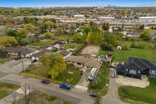 Photo 2: 498 Addis Avenue: West St Paul Residential for sale (R15)  : MLS®# 202224537
