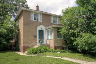 Photo 1: 305 Beaverbrook Street in Winnipeg: River Heights North Single Family Detached for sale (1C)  : MLS®# 202023112
