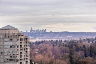 Photo 10: 2204 3970 CARRIGAN COURT in Burnaby: Government Road Condo for sale (Burnaby North)  : MLS®# R2655439