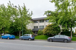 Photo 2: 103 15317 THRIFT Avenue: White Rock Condo for sale in "THE NOTTINGHAM" (South Surrey White Rock)  : MLS®# R2703100