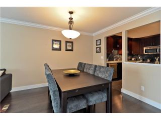 Photo 3: 210 19131 FORD Road in Pitt Meadows: Central Meadows Condo for sale in "WOODFORD MANOR" : MLS®# V996523