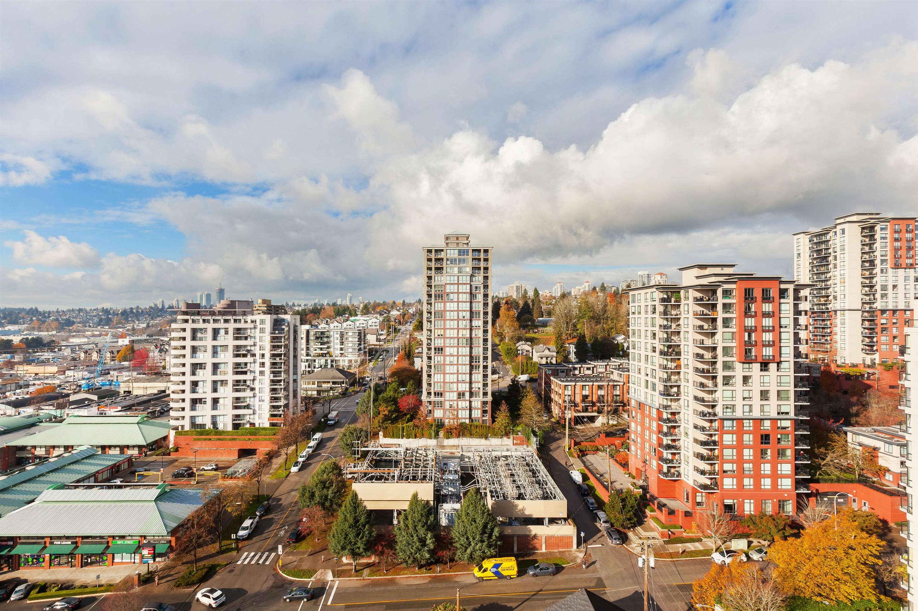 Main Photo: 1502 55 TENTH Street in New Westminster: Downtown NW Condo for sale : MLS®# R2833605