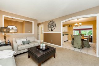 Photo 4: 6261 SUNDANCE Drive in Surrey: Cloverdale BC House for sale (Cloverdale)  : MLS®# R2894166