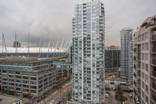 Photo 10: 1902 930 CAMBIE Street in Vancouver: Yaletown Condo for sale in "Pacific Place Landmark II" (Vancouver West)  : MLS®# R2361842